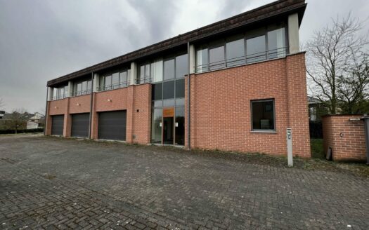 6031 Monceau-Sur-Sambre – Bureaux et Stockage Faillite Cobardi