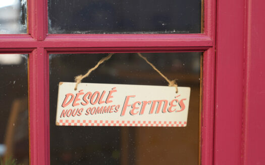 Windows,Sign,Shop,Panel,Write,In,French,Desole,Nous,Sommes